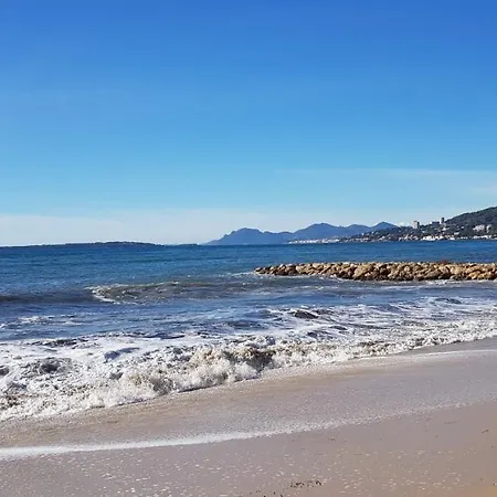T2 Bord De Mer * Juan-les-Pins