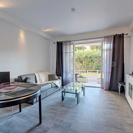 Apartment T2 Bord De Mer Juan-les-Pins