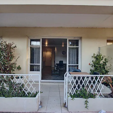 T2 Bord De Mer * Juan-les-Pins